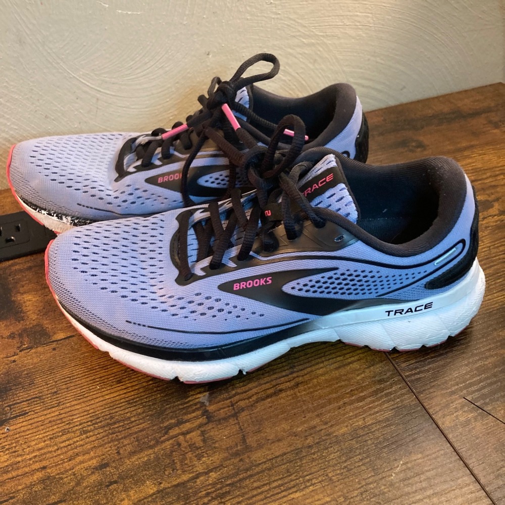 Brooks Trace 2 Purple Black Pink Running Shoes Womens 6.5 1203751B533